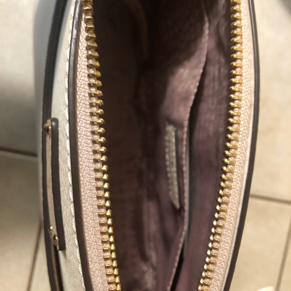 Not for sale. NWT Kate Spade crossbody - Picture 3 of 4